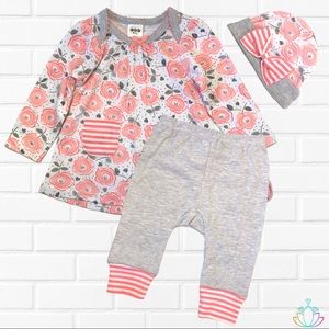 Baby girl 3-6 Months Three Pieces set New